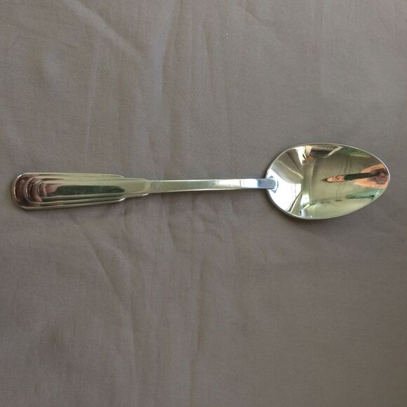 Oneida Vintage Cityscape Oval Soup Spoon Made in USA 7.25 in - Picture 1 of 3